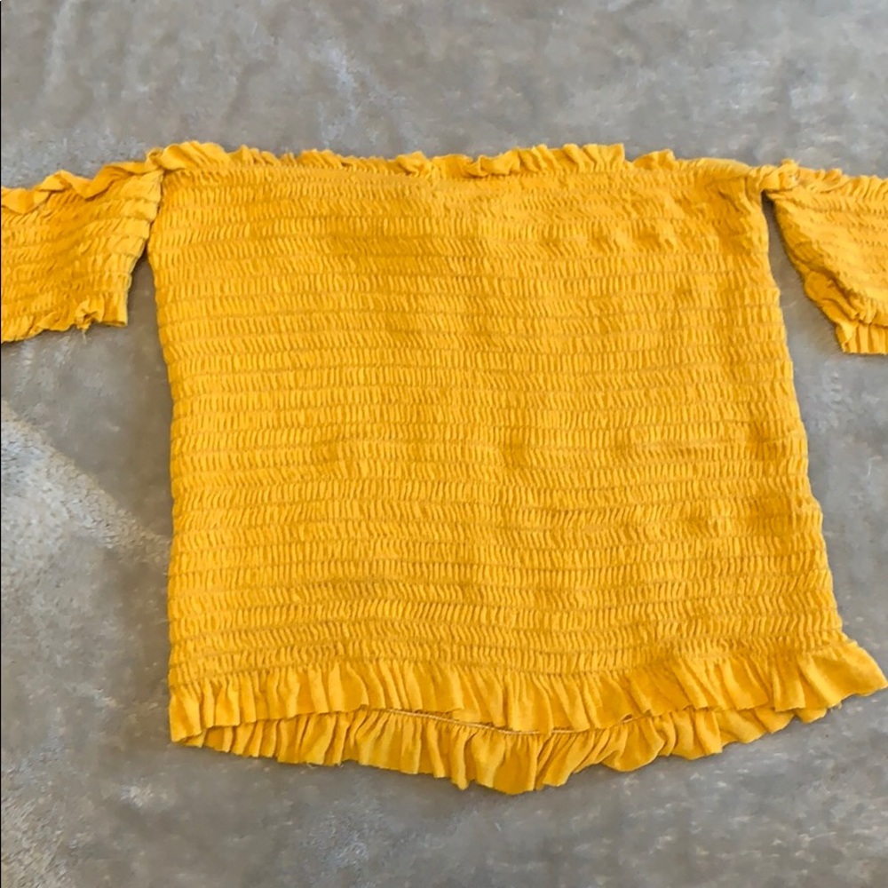 YELLOW OFF THE SHOULDER CROP TOP